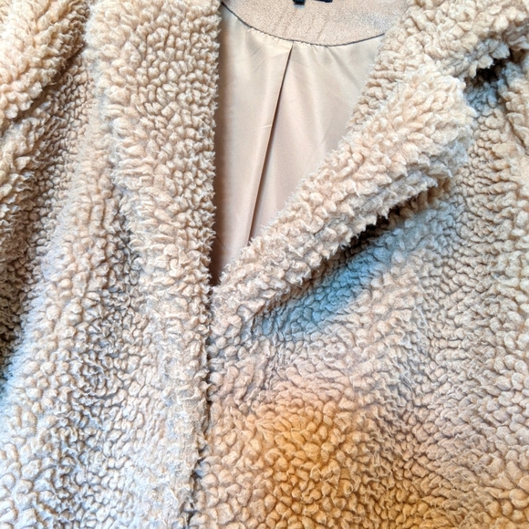 Sherpa Teddy Jacket - Picture 2 of 7